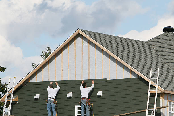 Professional Siding technician working in Brooklyn, IN